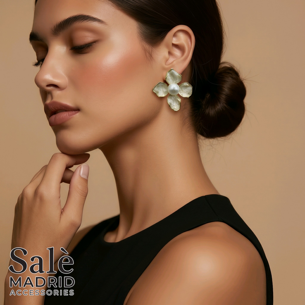 earring