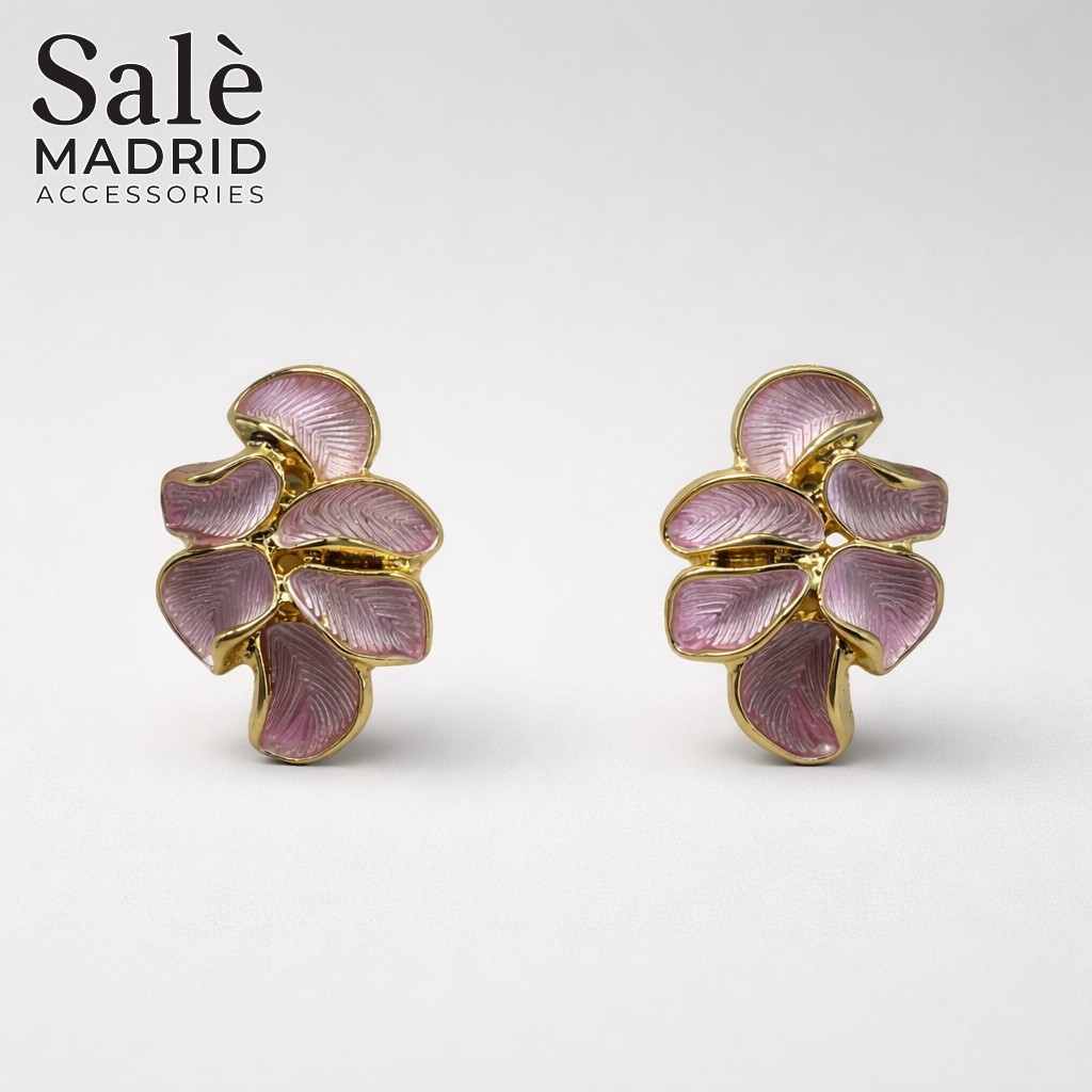 earring