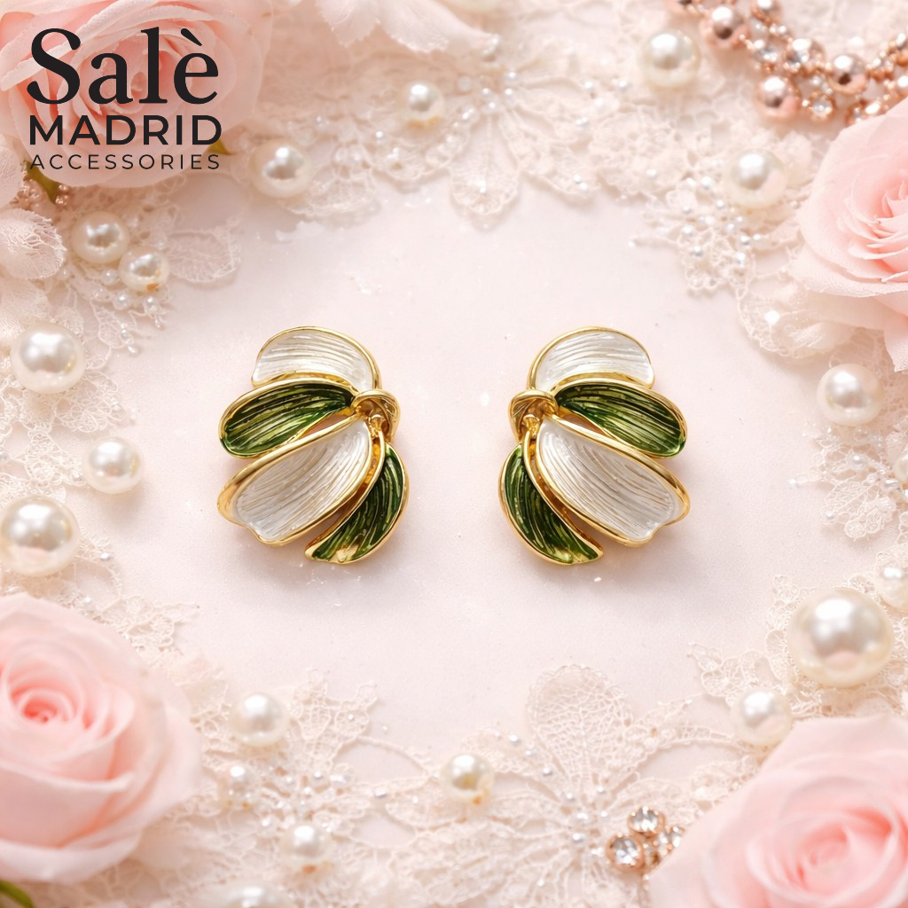 earring