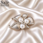 Hammered Three-Pearl Flower Brooch