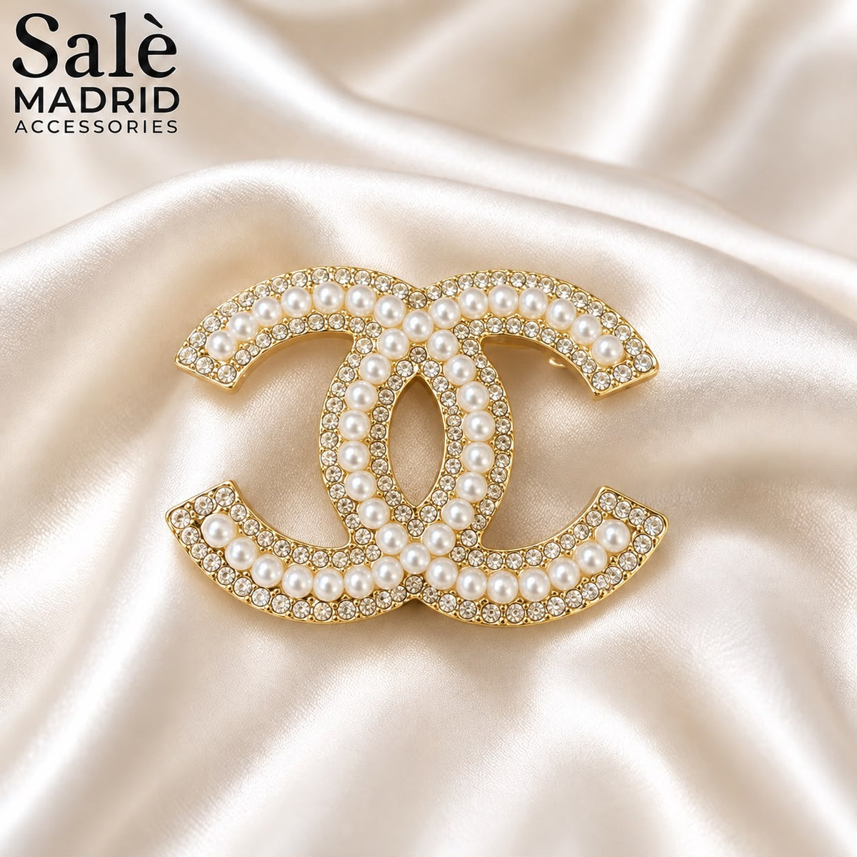 CC White Pearl Crystal Brooch Main image