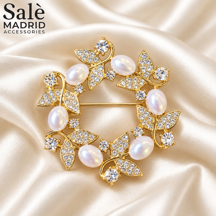 BROOCH WREATH GOLD BAROQUE PEARL CRYSTAL LEAVES CIRCLE