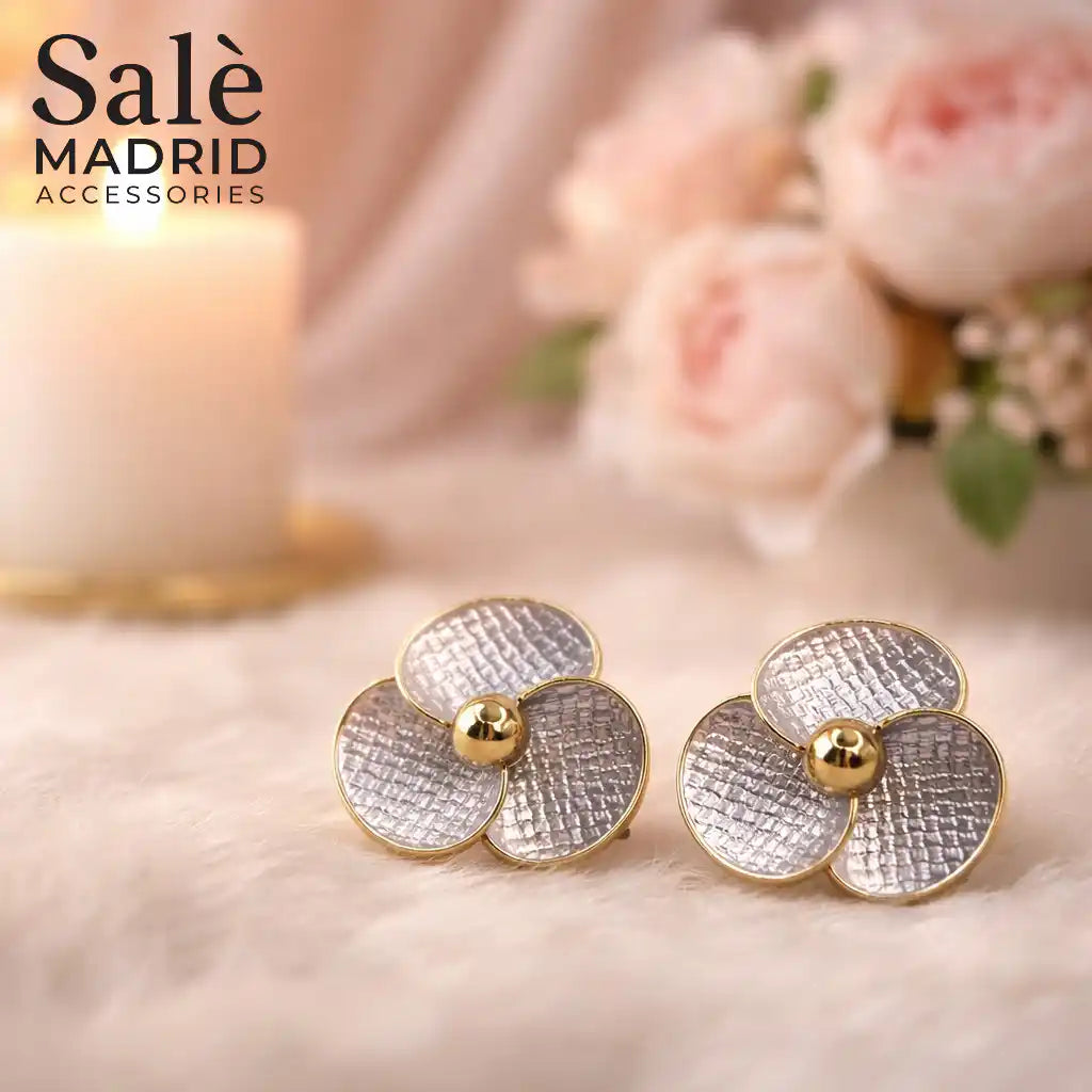 earring