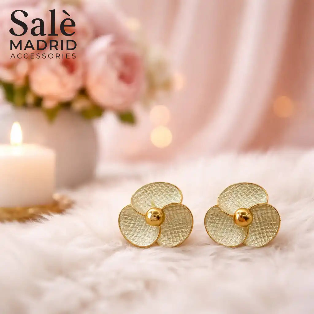 earring