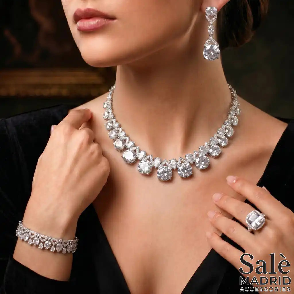 SALE MADRID SOIREE ACCESSORY SET 69BBS Secondary image
