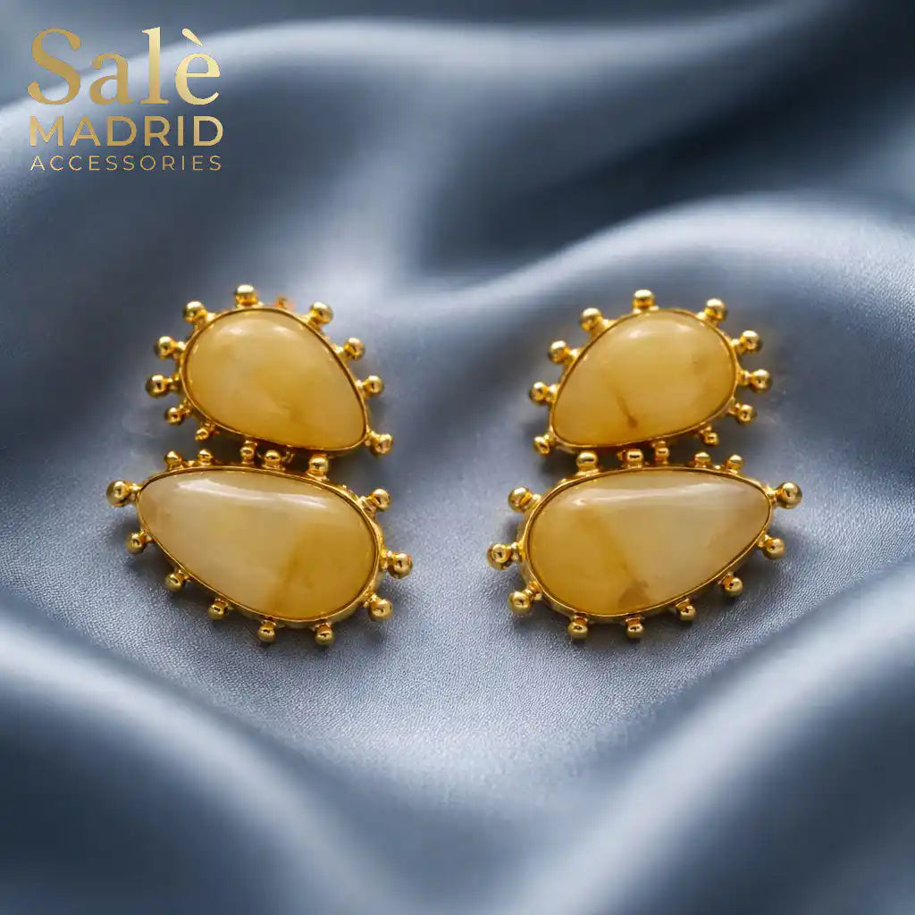 EARRING EGG SHAPED BEIJ 00860