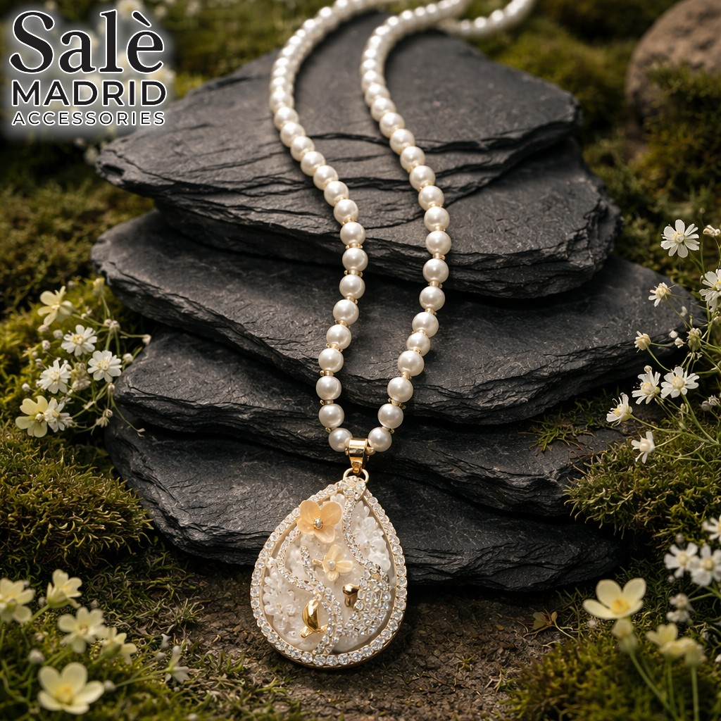 NECKLACE WHITE 00581
