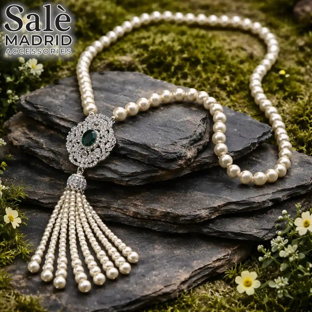 NECKLACE WHITE 00587