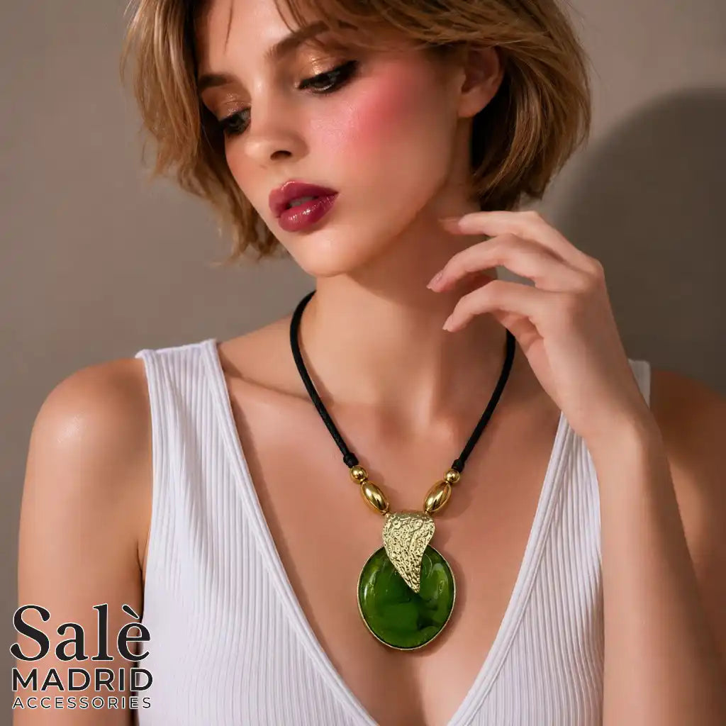 Necklace Medium KC Gold