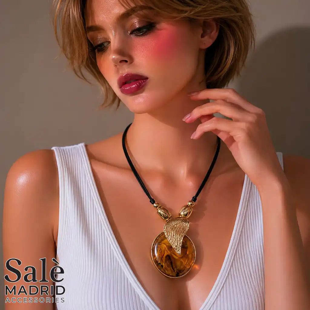 Necklace Medium KC Gold