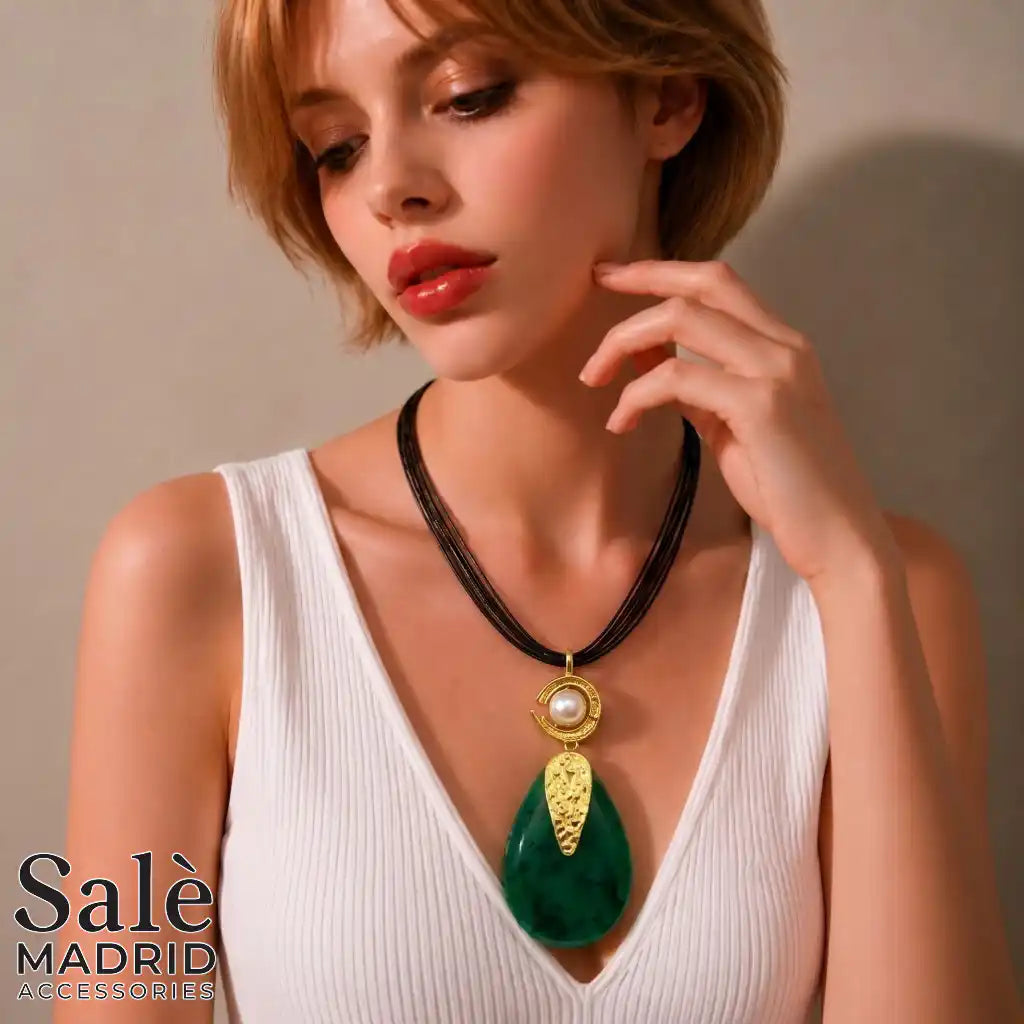 Necklace Medium KC Gold