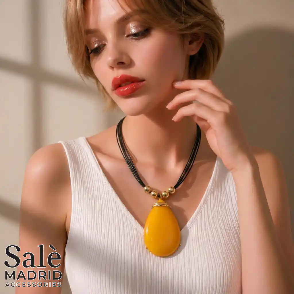 Necklace Medium KC Gold, Short Style: 45CM, Black Line