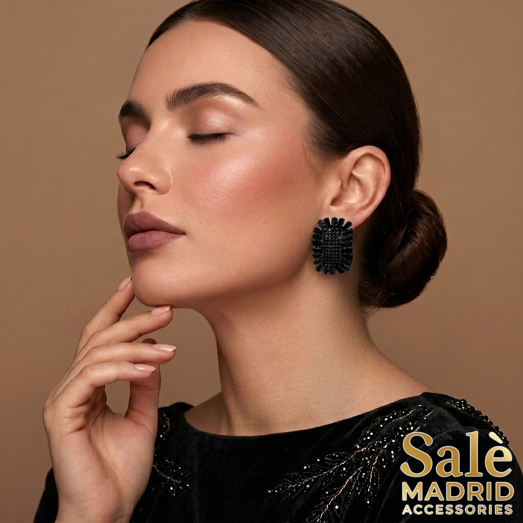 EARRING BLACK 00564 Secondary image