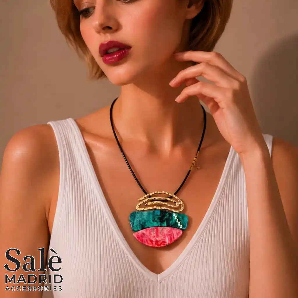 NECKLACE GREEN AND RED 00909