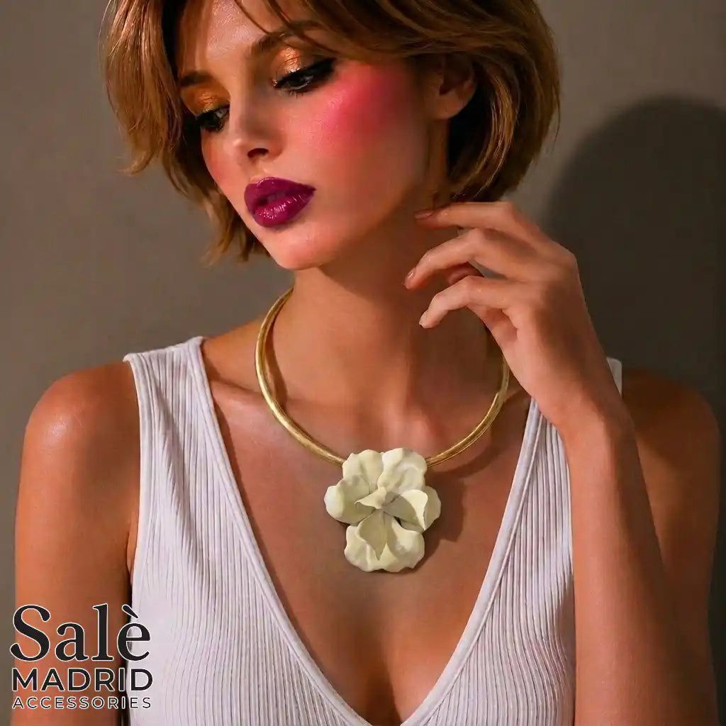 Necklace Sand Gold